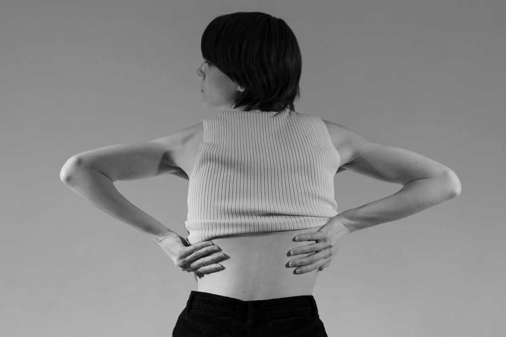 back-view-woman-getting-undressed (1).jpg back-view-woman-getting-undressed (1).jpg