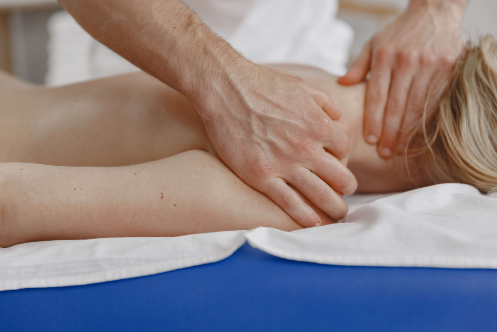 concept-healthcare-female-beauty-masseuses-make-massage-girl-woman-spa-salon (1).jpg
